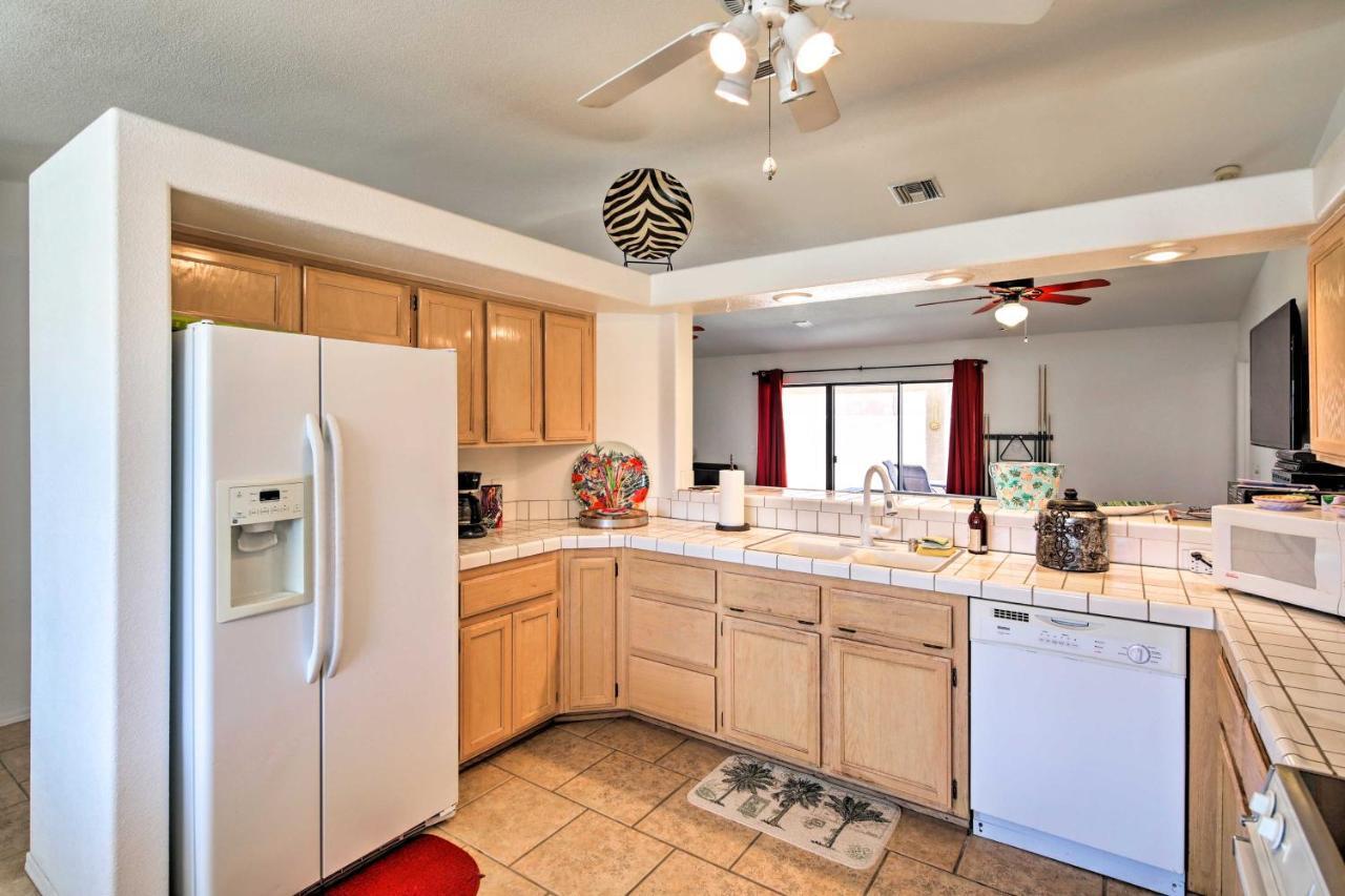 Lake Havasu Home With Rooftop Deck And Mountain Views! Lake Havasu City Buitenkant foto
