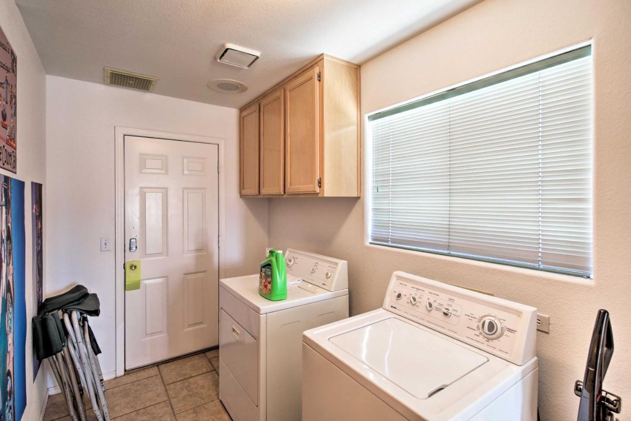 Lake Havasu Home With Rooftop Deck And Mountain Views! Lake Havasu City Buitenkant foto